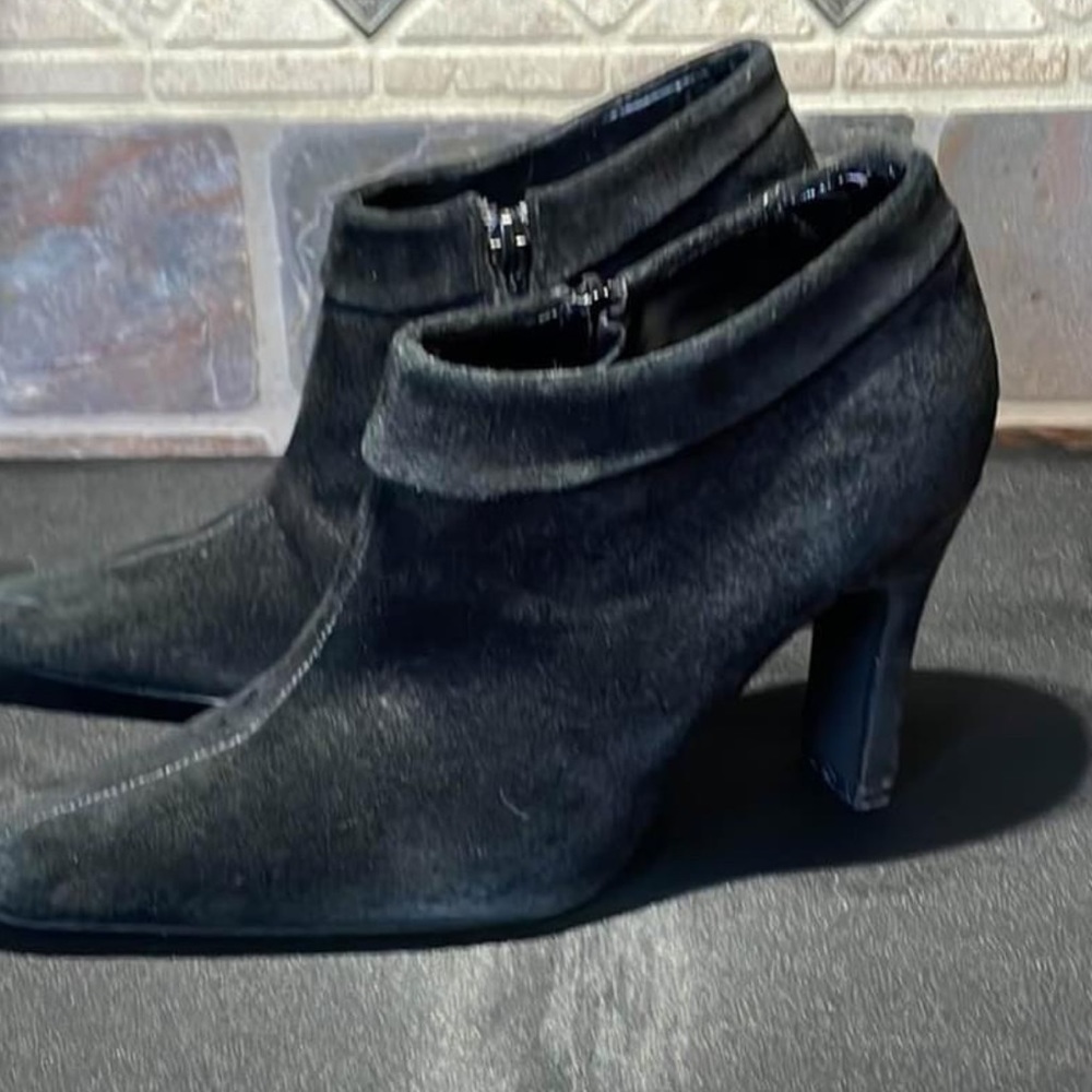EC Colin Stewart black suede ankle boots size 7 only worn a few times